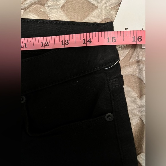 Hudson Krista Ankle Supper Skinny Jeans, size 30, color is dark black. - Picture 10 of 14